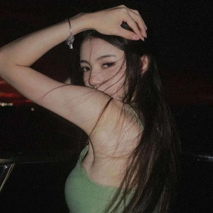 只能爱一个